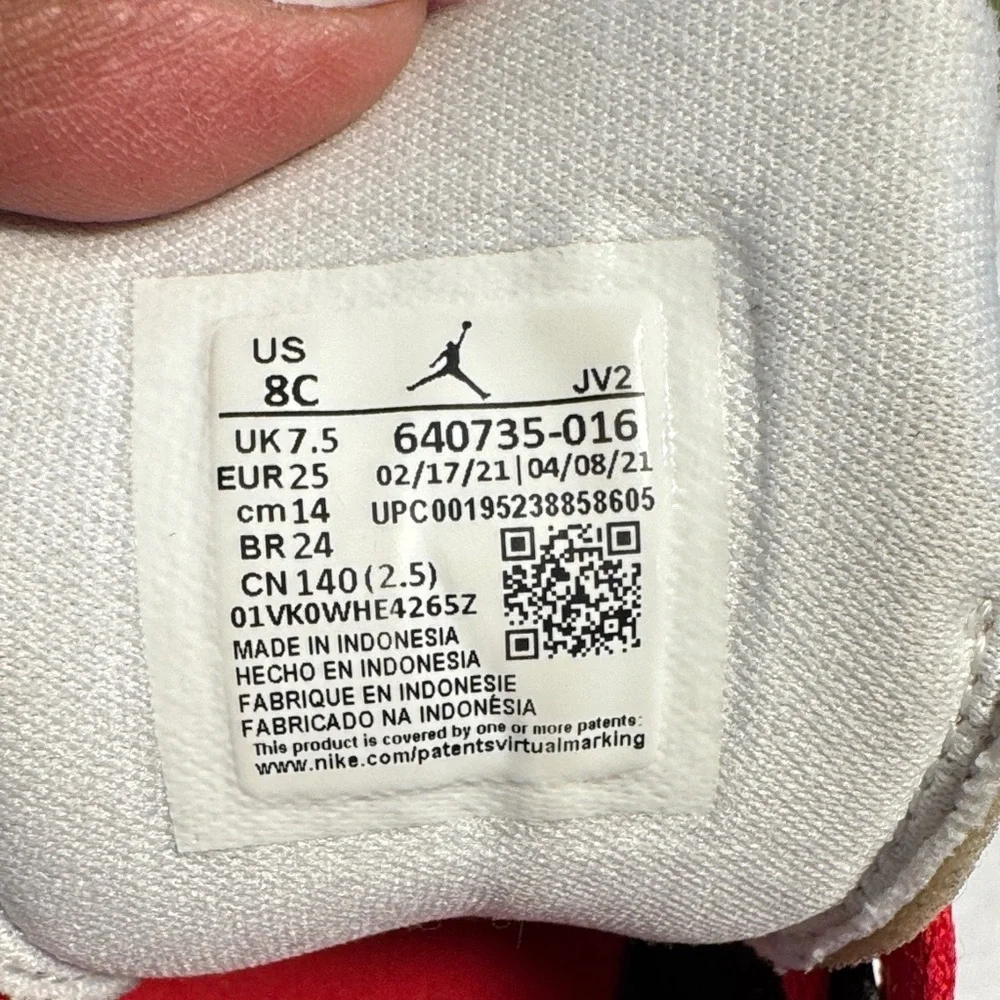 Nike Kids Black and Red High-Top Sneakers Size 8C